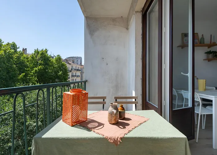 Logement 6 Personnes Marseille